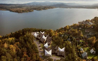 TREESNA Lake Villas & SPA